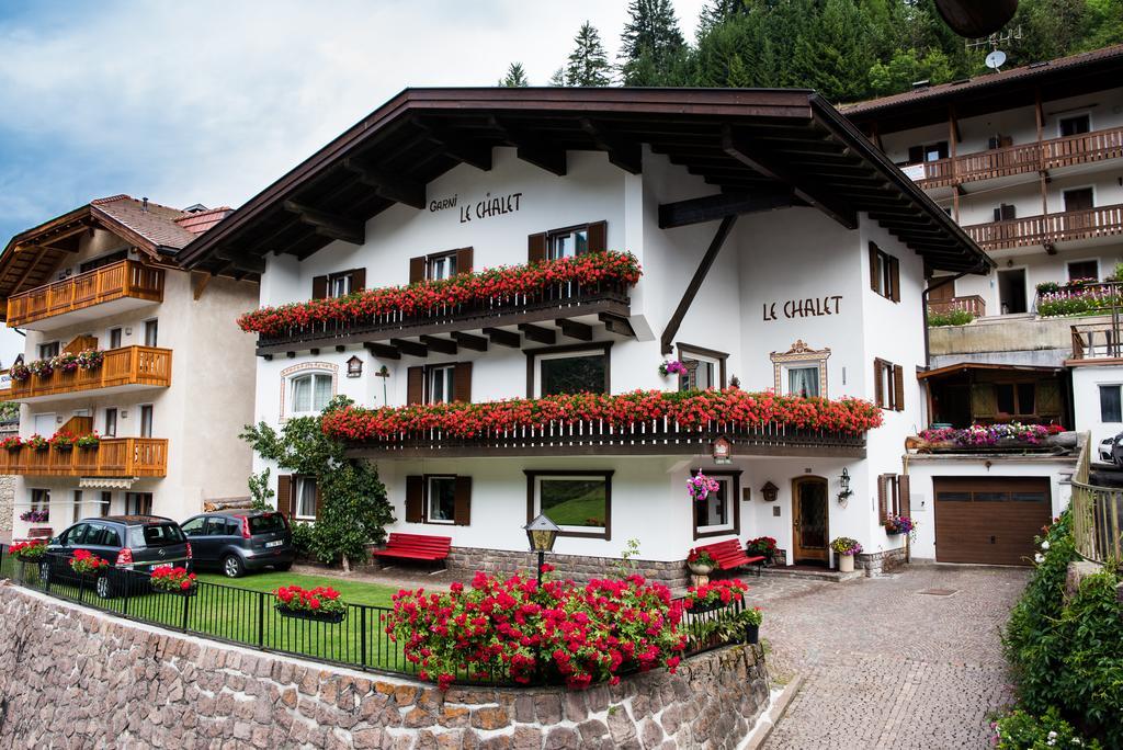 Garni Le Chalet Santa Cristina Val Gardena Екстер'єр фото